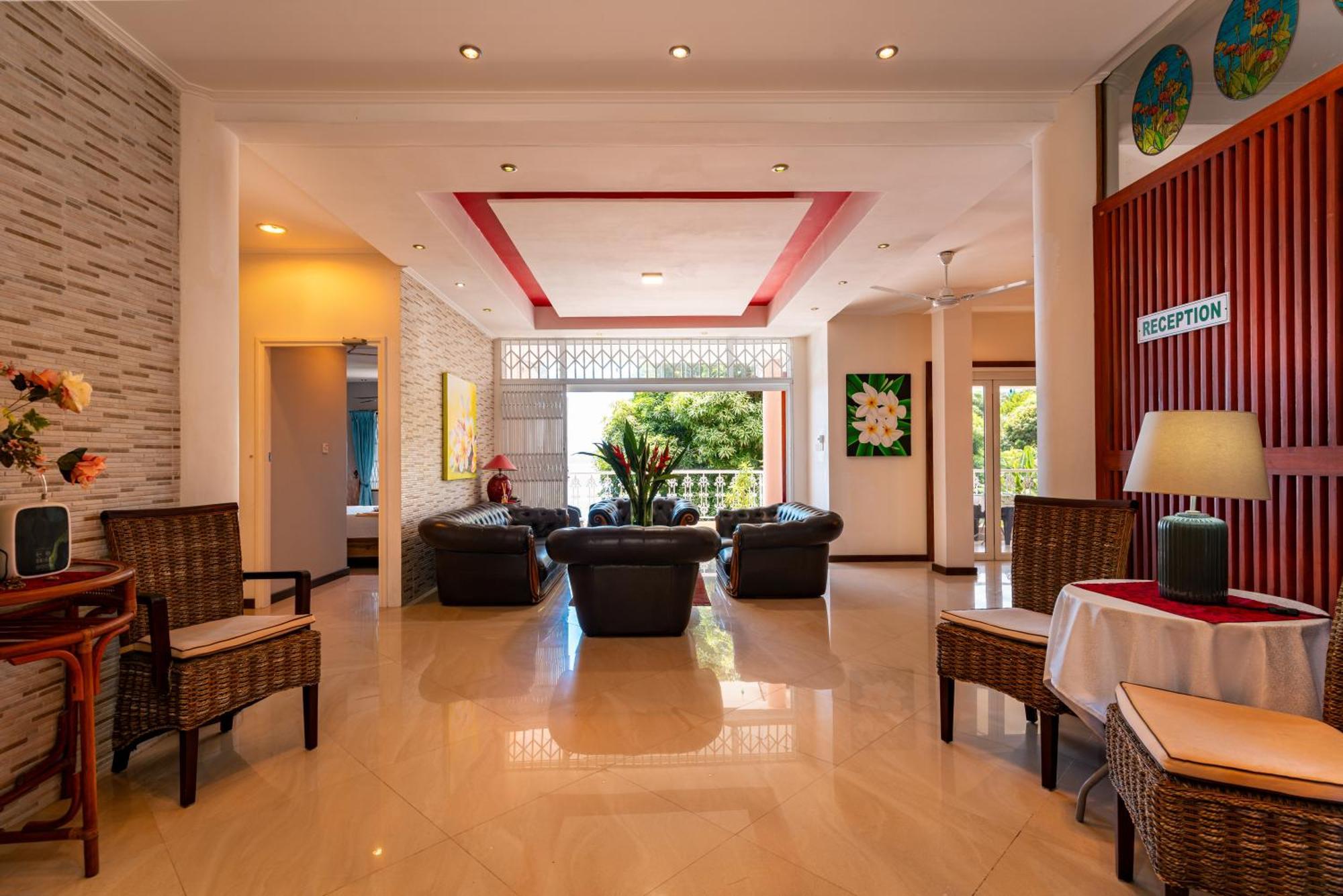 Glacis Heights Villa Kültér fotó