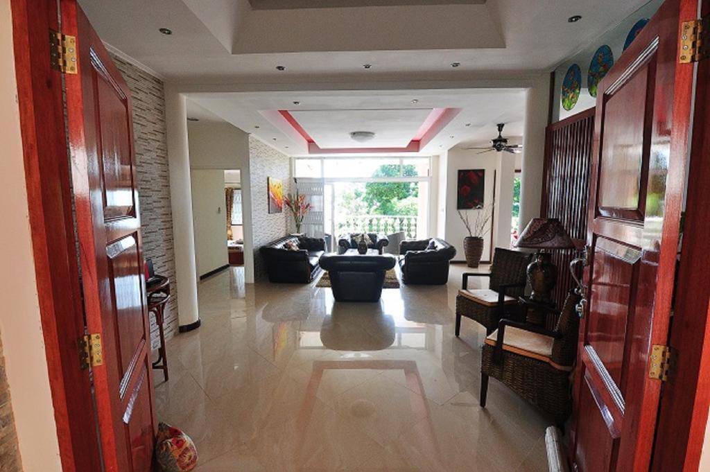 Glacis Heights Villa Kültér fotó